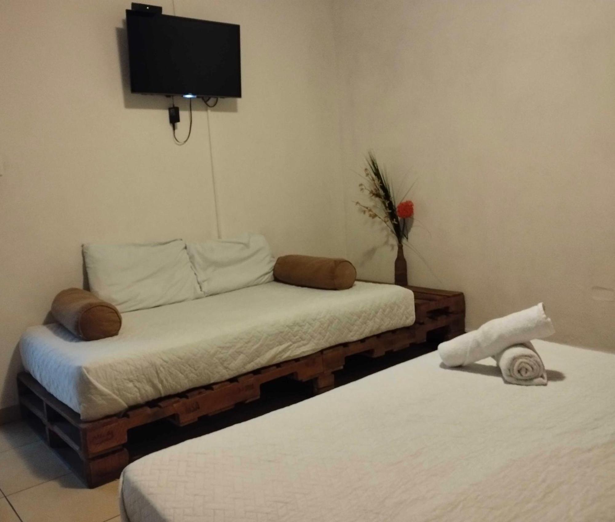 La Zona Hostel San Salvador Quarto foto