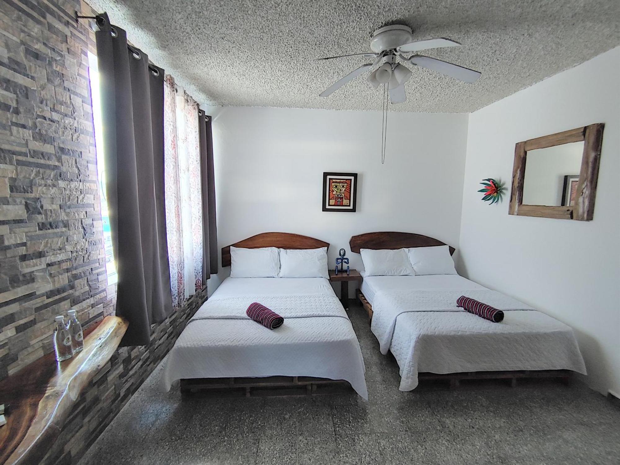 La Zona Hostel San Salvador Quarto foto